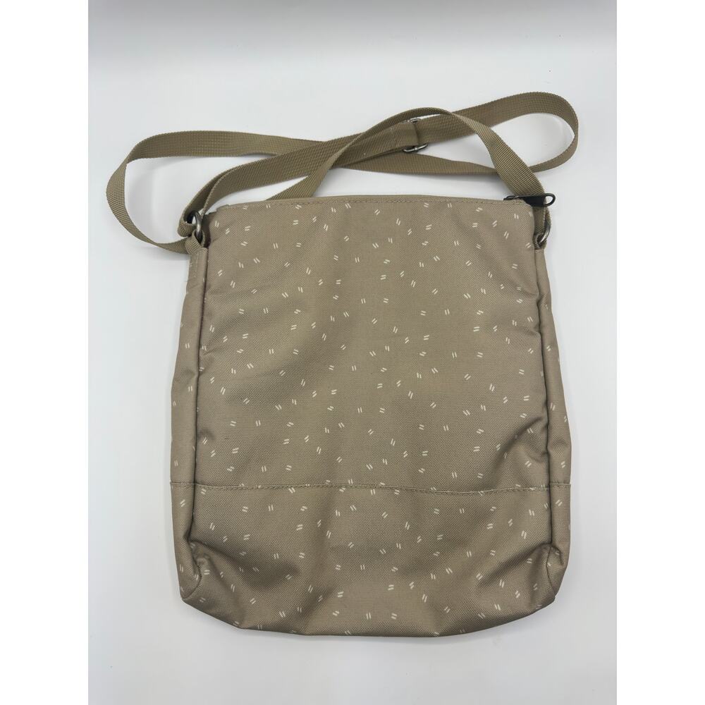 🌸 Dakine "Jordy" Crescent Floral Crossbody Bag 🌸 - Picture 2 of 7